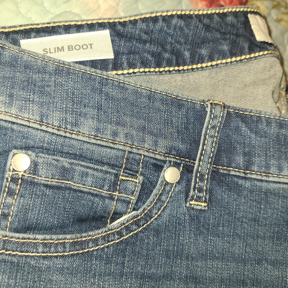 Torrid slim bootcut flare Jean bell bottom 14R dark wash